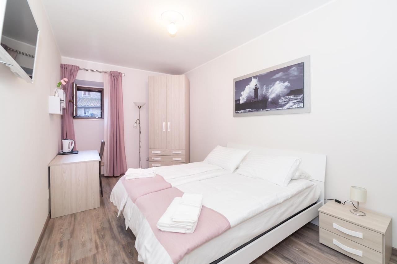 La Dimora Nel Borgo Apartment วิตอร์คิอาโน ภายนอก รูปภาพ