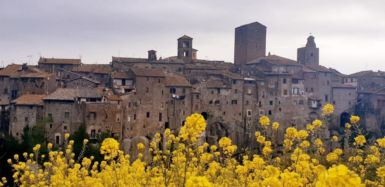 La Dimora Nel Borgo Apartment วิตอร์คิอาโน ภายนอก รูปภาพ